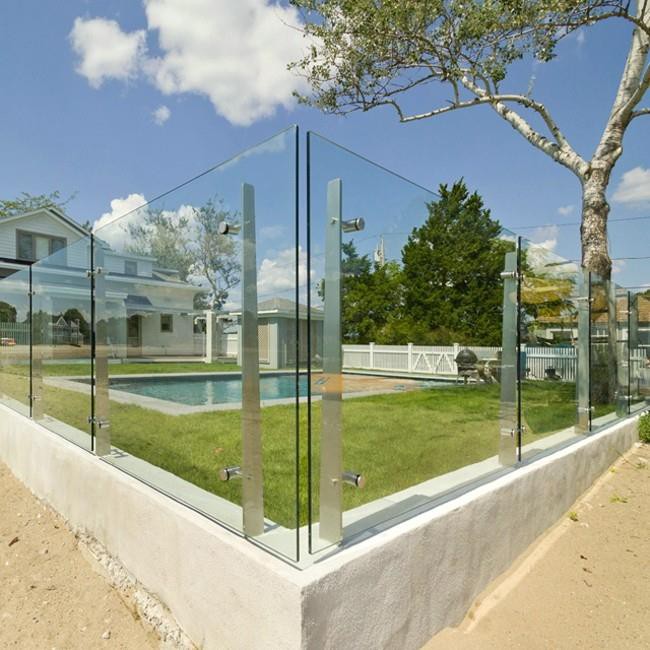 Plexiglass Deck Railing